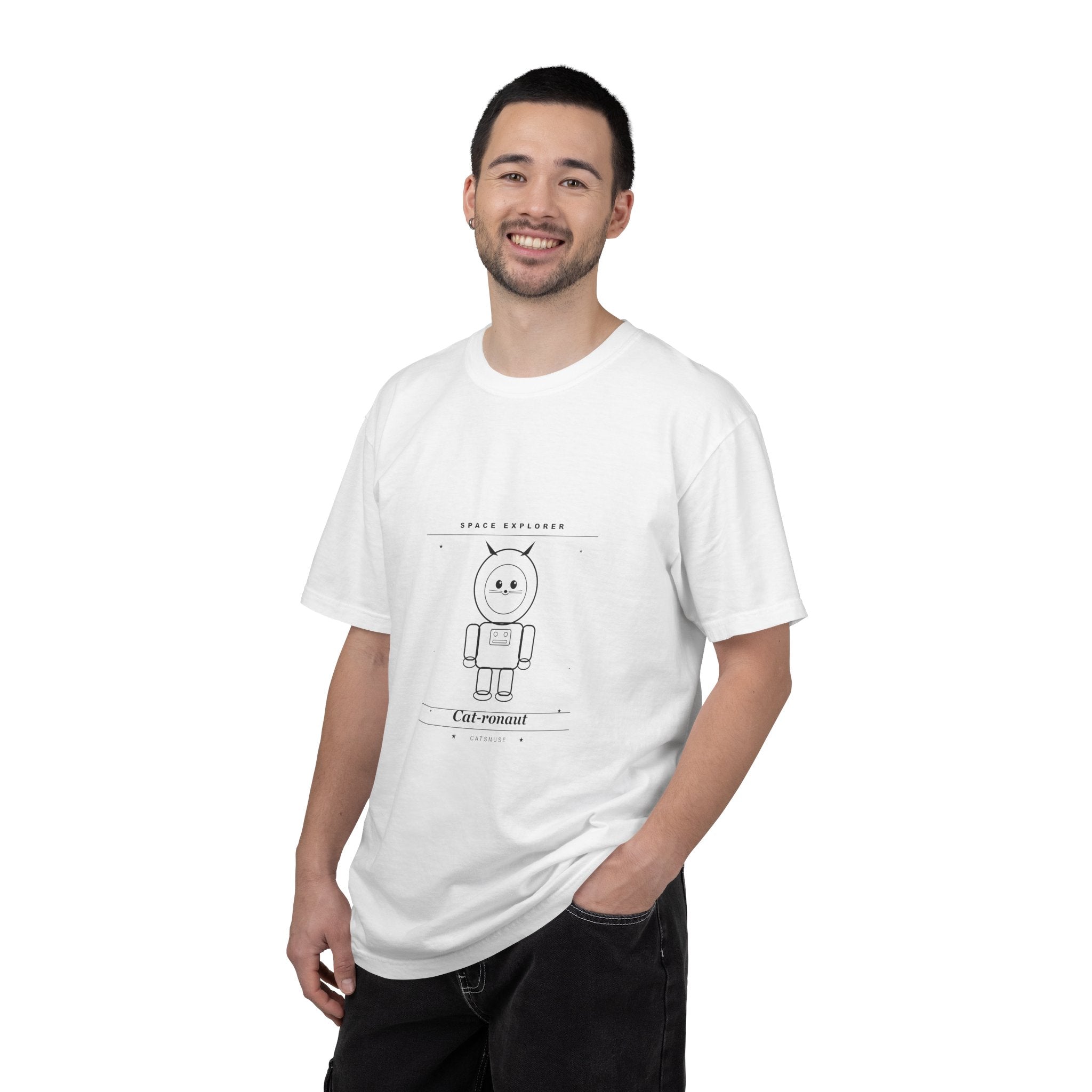 Cat-ronaut T-Shirt — Cute Minimal Robot Cat Illustration