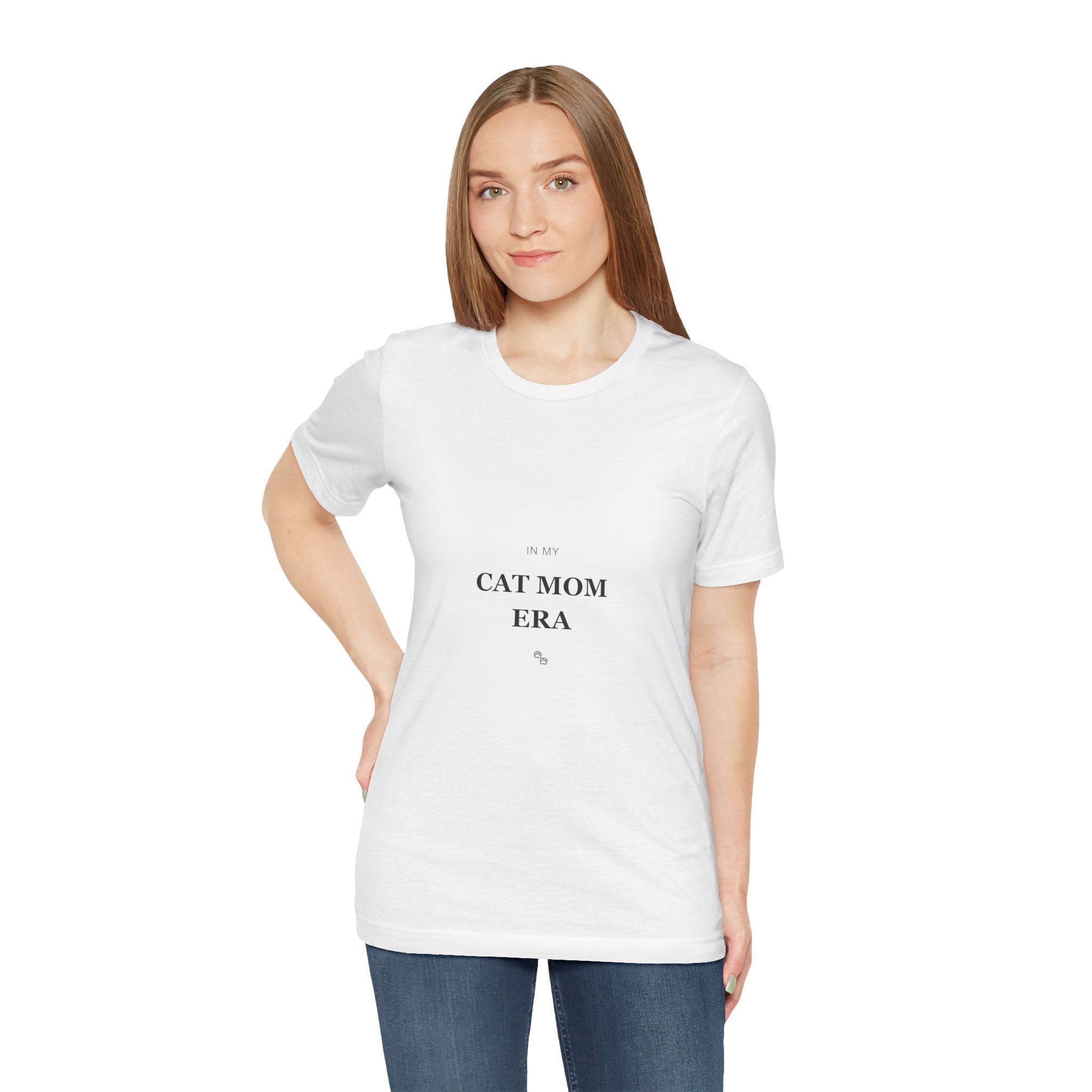 Cat Mom Era T-Shirt – Minimalist Cat Mom Tee